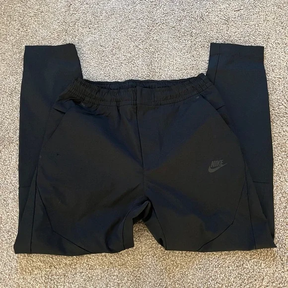 Nike Utility Pants - Picture 3 of 5